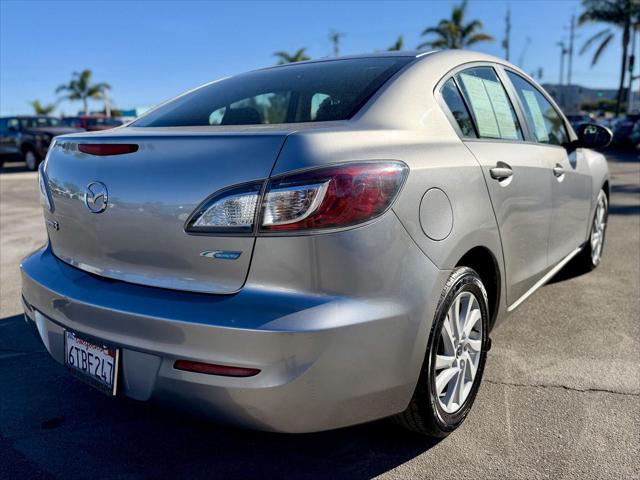 2013 Mazda Mazda3 i Touring