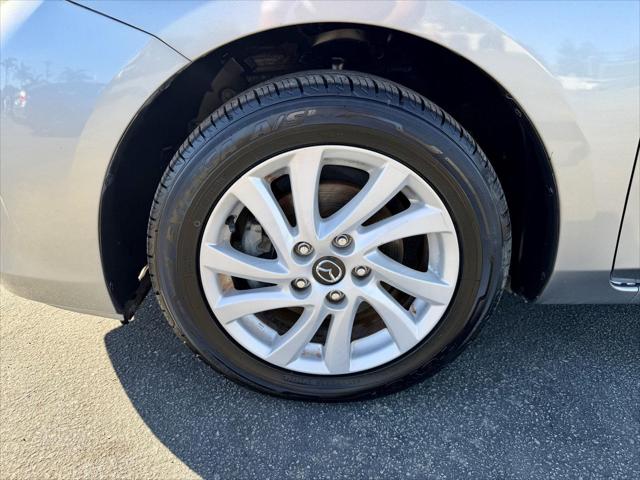 2013 Mazda Mazda3 i Touring