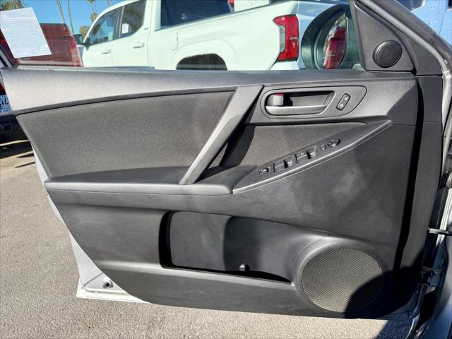 2013 Mazda Mazda3 i Touring