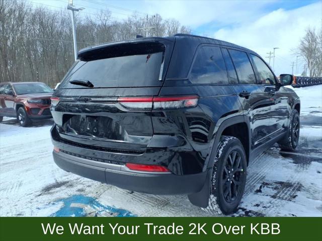 2026 Jeep Grand Cherokee Altitude 4x4
