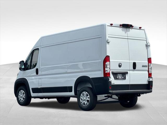 2026 Ram ProMaster Cargo Van SLT High Roof 136 WB