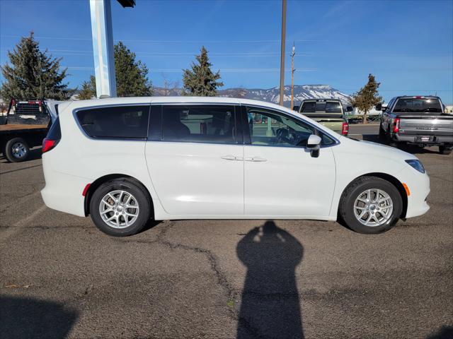 2023 Chrysler Voyager LX 2023 Chrysler Voyager LX