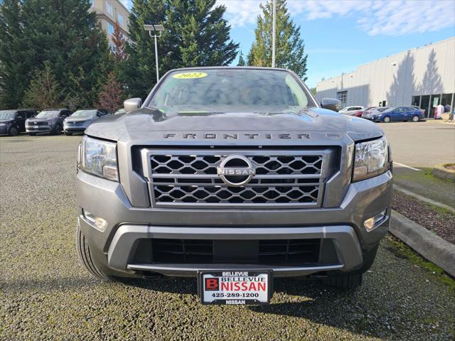 2022 Nissan Frontier Crew Cab SV 4x4
