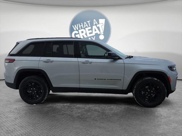 2026 Jeep Grand Cherokee GRAND CHEROKEE LAREDO ALTITUDE 4X4