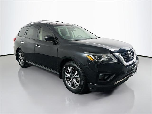 2019 Nissan Pathfinder SV