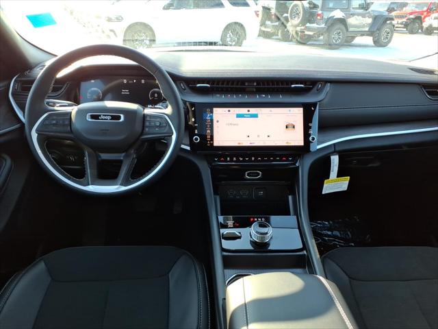 2026 Jeep Grand Cherokee Altitude 4x4