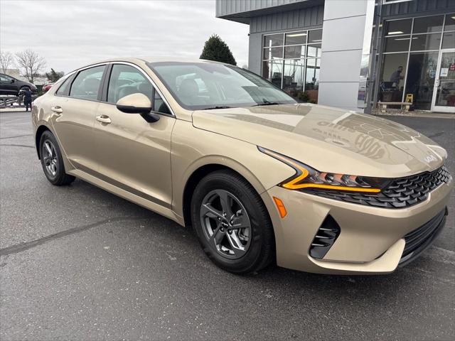 2022 Kia K5 LXS 2022 Kia K5 LXS