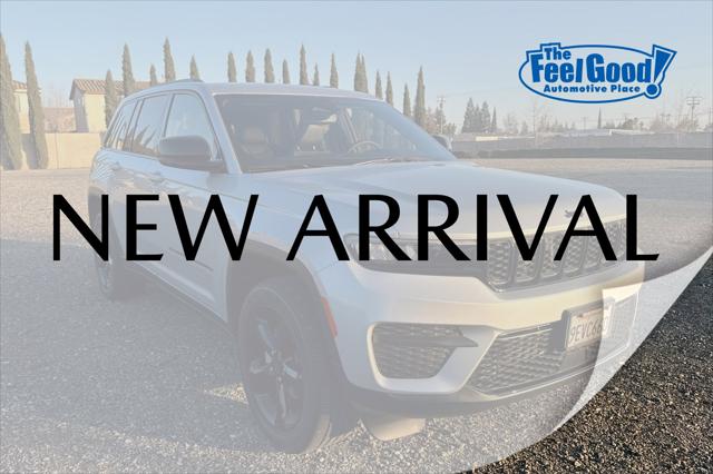 2023 Jeep Grand Cherokee Altitude 4x4