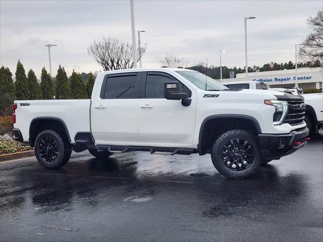 2025 Chevrolet Silverado 2500HD 4WD Crew Cab Standard Bed LT