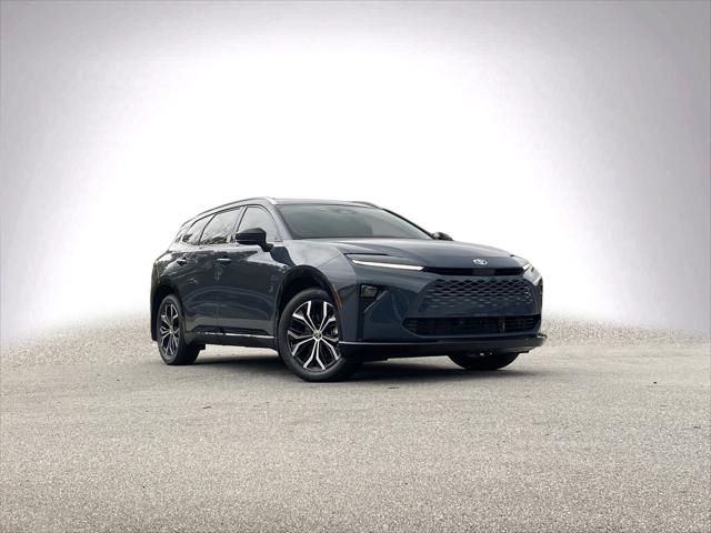 2025 Toyota Crown Signia XLE