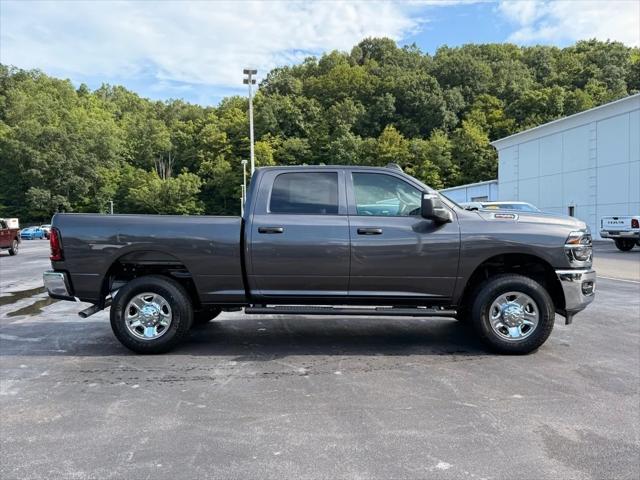 2025 RAM 2500 Tradesman Crew Cab 4x4 64 Box