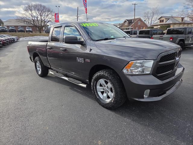 2017 RAM 1500 Express Quad Cab 4x4 64 Box
