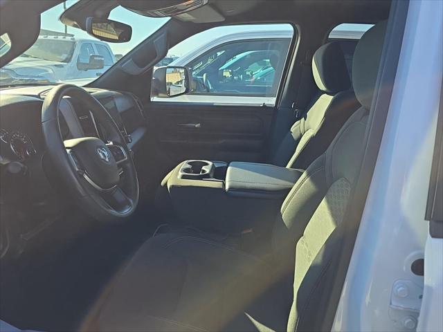 2025 RAM 1500 Tradesman Quad Cab 4x4 64 Box