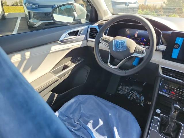 2026 Volkswagen Taos SE