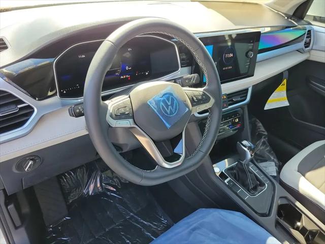 2026 Volkswagen Taos SE