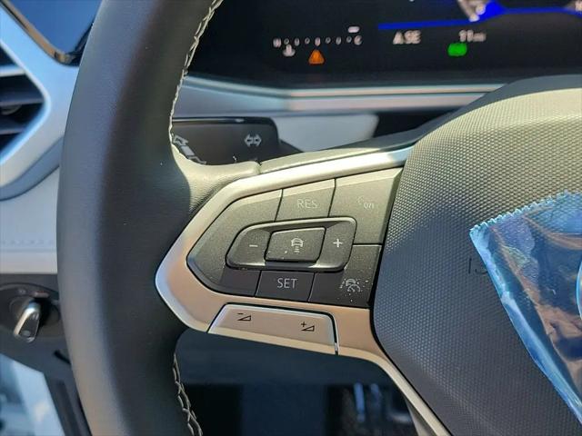 2026 Volkswagen Taos SE
