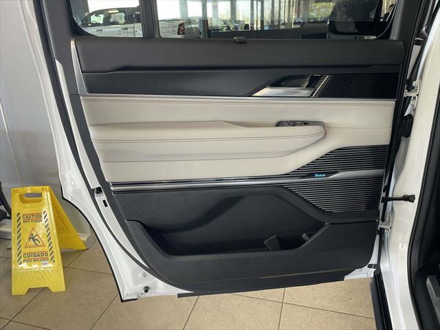 2026 Jeep Grand Wagoneer Summit Obsidian 4x4