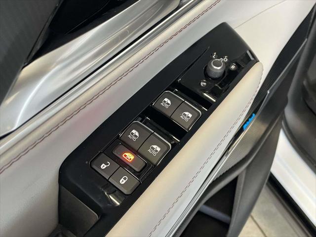 2026 Jeep Grand Wagoneer Summit Obsidian 4x4