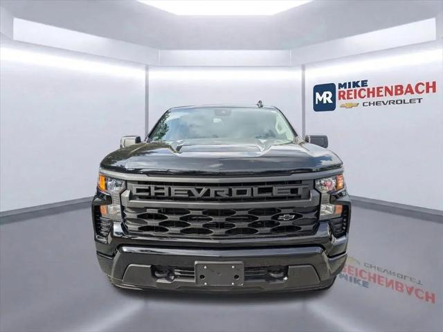2026 Chevrolet Silverado 1500 4WD Crew Cab Short Bed Custom