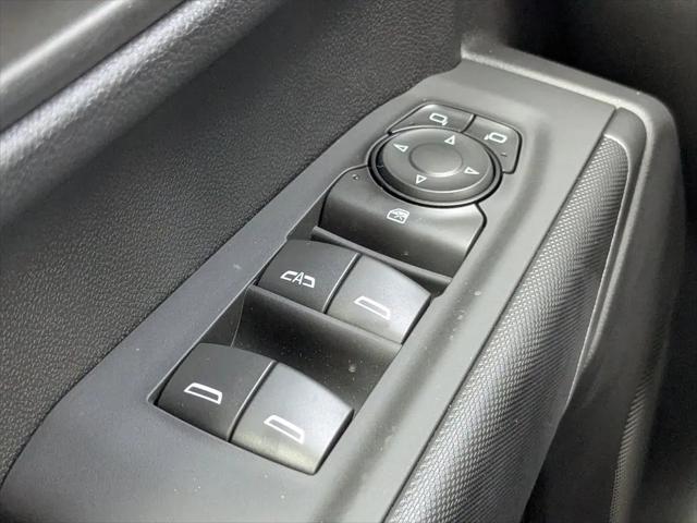 2026 Chevrolet Silverado 1500 4WD Crew Cab Short Bed Custom