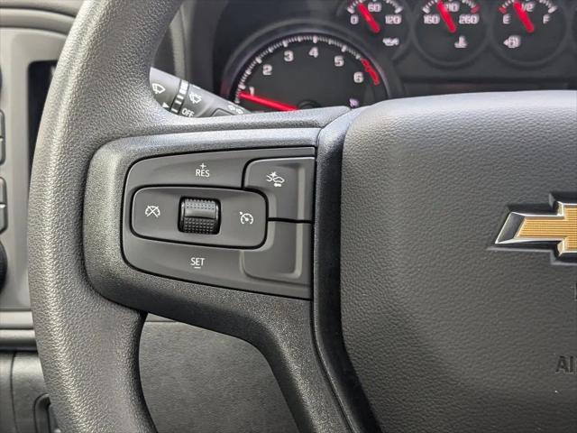 2026 Chevrolet Silverado 1500 4WD Crew Cab Short Bed Custom