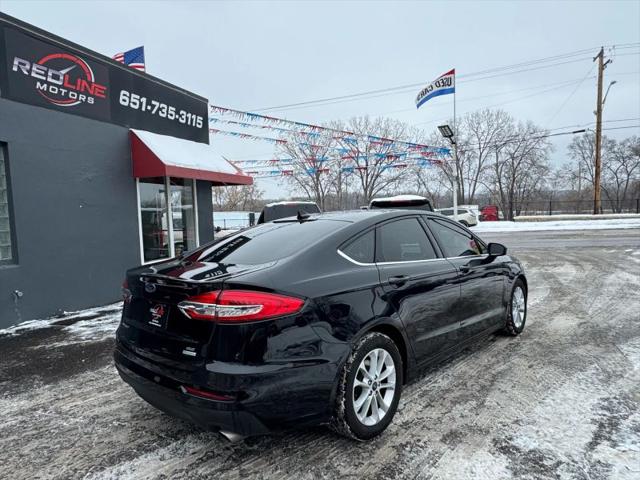 2020 Ford Fusion SE