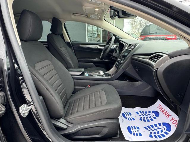 2020 Ford Fusion SE