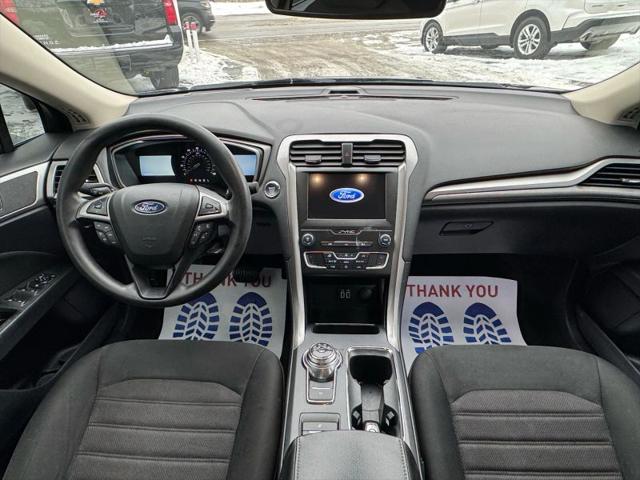 2020 Ford Fusion SE