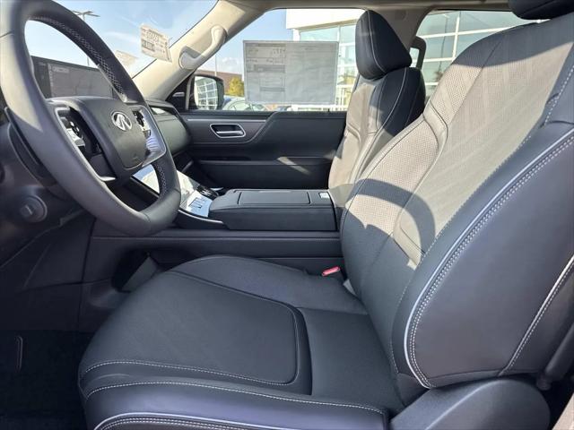 2026 INFINITI QX80 LUXE AWD