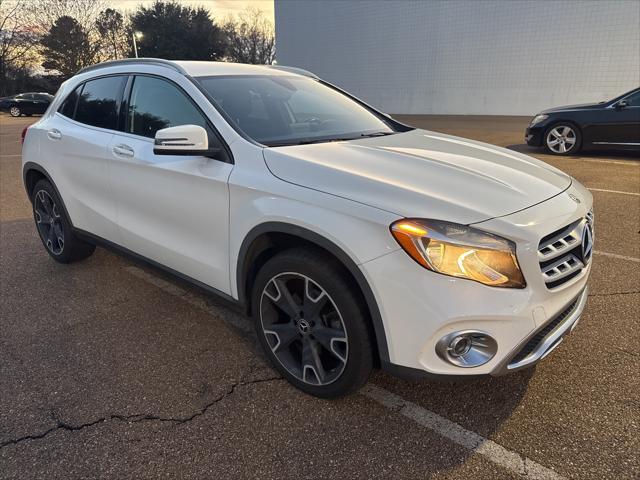 2019 Mercedes-Benz GLA-Class GLA250's photo