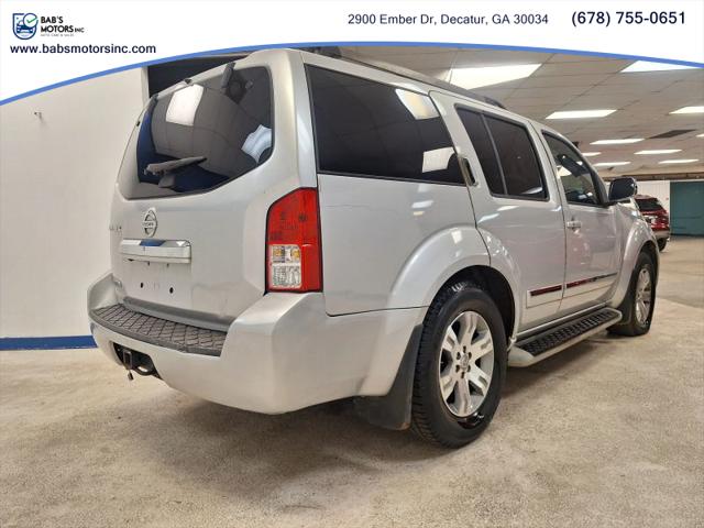 2011 Nissan Pathfinder Silver