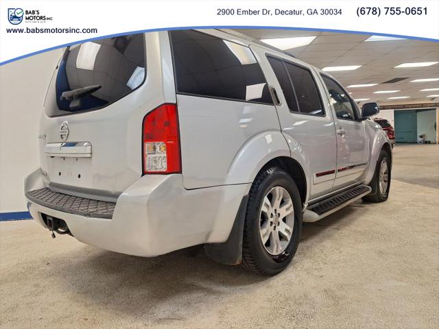 2011 Nissan Pathfinder Silver