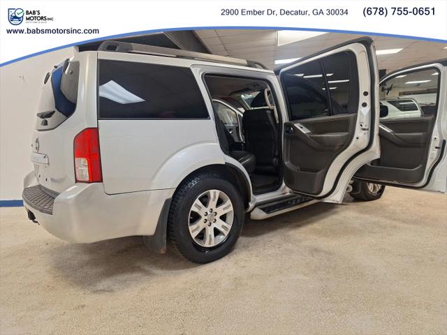 2011 Nissan Pathfinder Silver