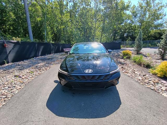 2026 Hyundai Elantra Hybrid Limited