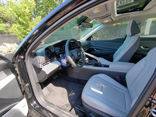 2026 Hyundai Elantra Hybrid Limited