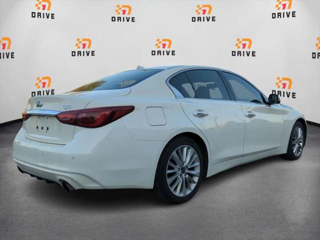2021 INFINITI Q50 LUXE
