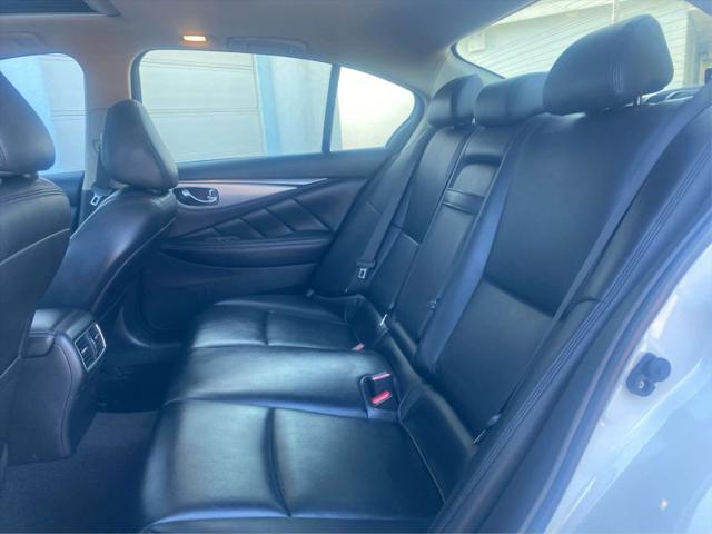 2021 INFINITI Q50 LUXE