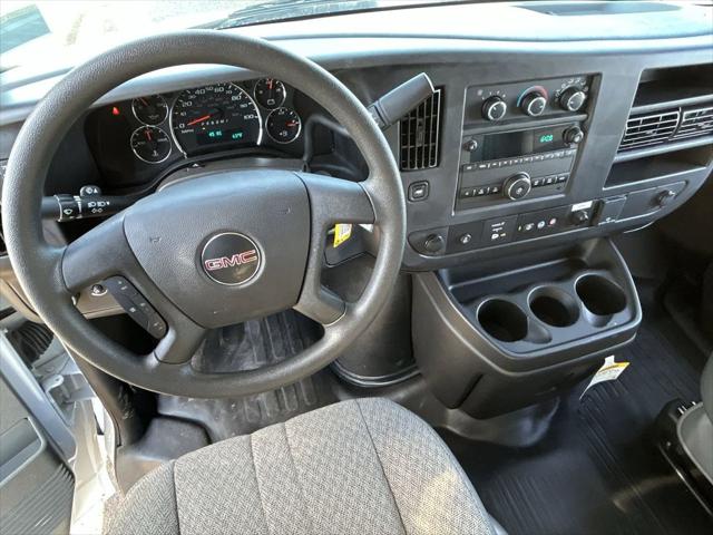 2025 GMC Savana Cutaway Work Van