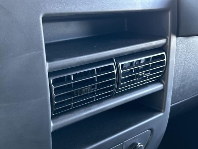 2025 GMC Savana Cutaway Work Van