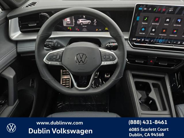 2026 Volkswagen Tiguan SE R-Line Black