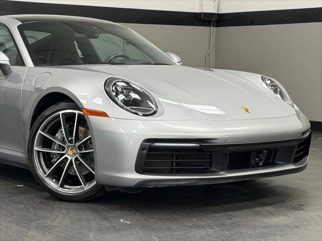 2023 Porsche 911 Carrera 4
