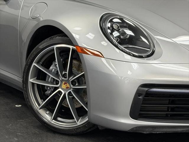 2023 Porsche 911 Carrera 4