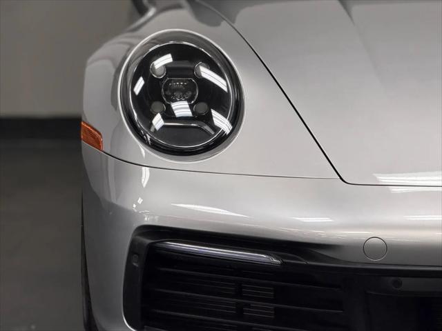 2023 Porsche 911 Carrera 4