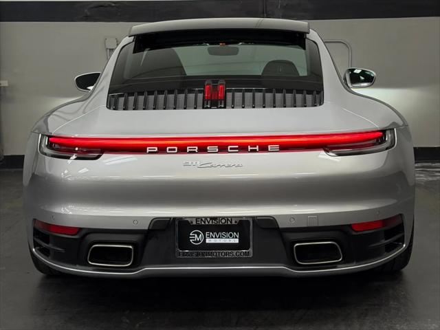 2023 Porsche 911 Carrera 4