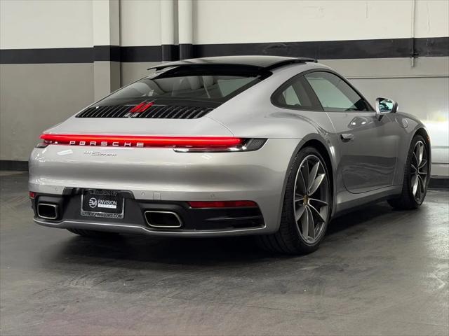 2023 Porsche 911 Carrera 4