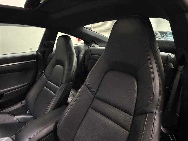 2023 Porsche 911 Carrera 4