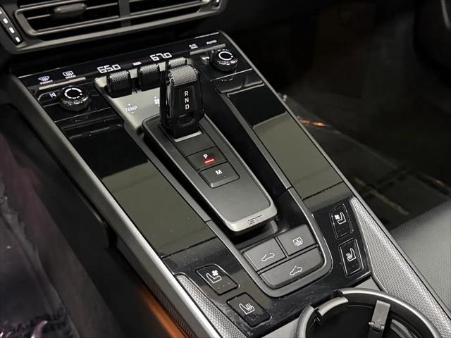 2023 Porsche 911 Carrera 4