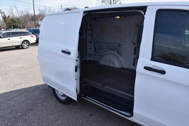 2020 Mercedes-Benz Metris Standard