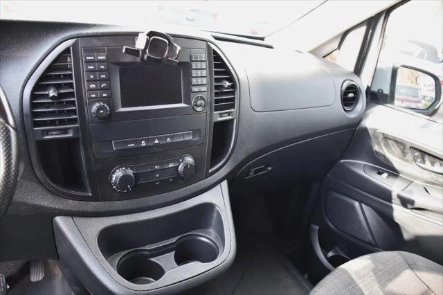2020 Mercedes-Benz Metris Standard