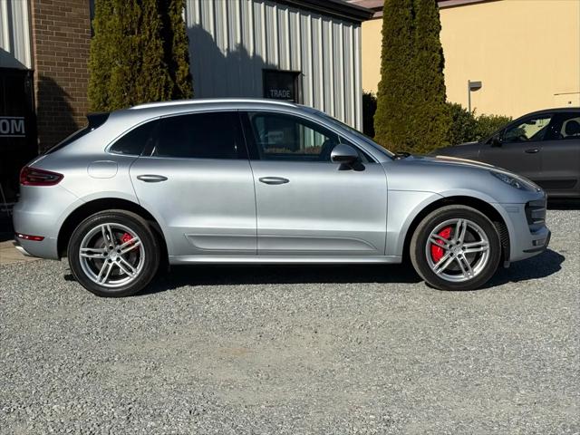 2015 Porsche Macan Turbo